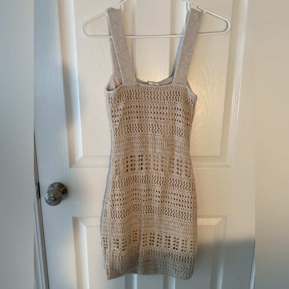 Abercrombie & Fitch Beige Knit Dress (FINALPRICEDROP) - Picture 5 of 7
